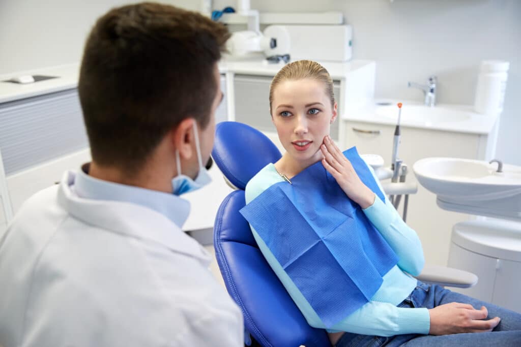 Your Complete Guide to Dental Care: Answers to 8 Oral Health FAQs | Eric Felt DDS Cottonwood Heights Utah / toothache